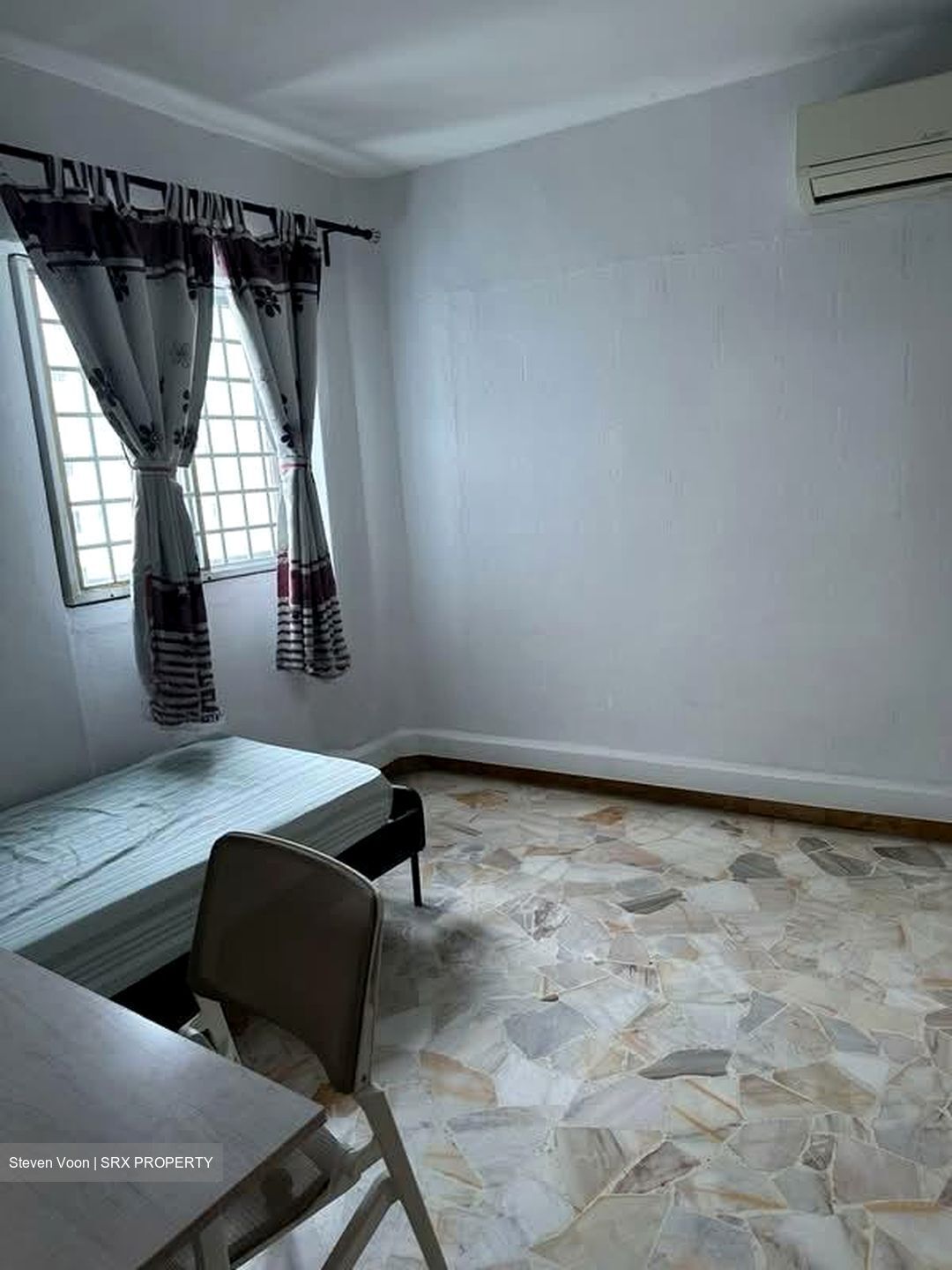 Blk 247 Jurong East Street 24 (Jurong East), HDB 4 Rooms #554703741